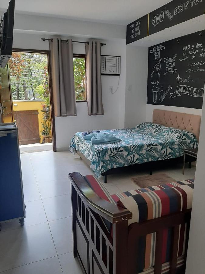 Hangar Rio Hostal